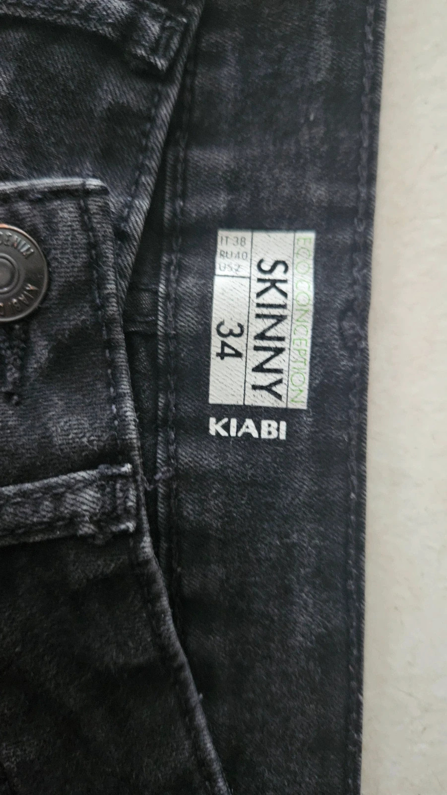 Skinny noir – Kiabi – taille XS / 34 / 6 3