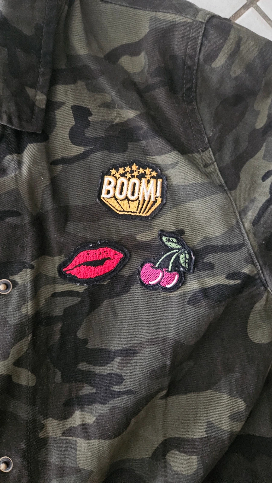 Veste légère imprimé militaire – Kiabi – taille XS 2