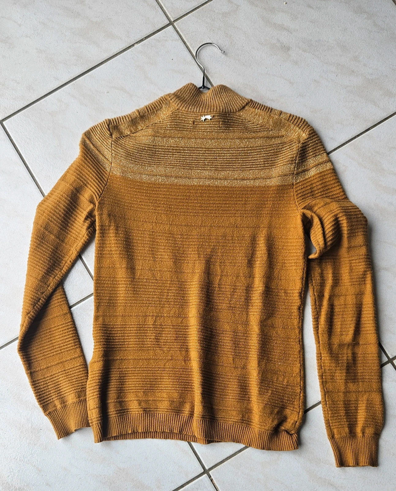 Pull bonbons jeans côtelé avec partie supérieure paillette – Bonobo Jeans – taille S 2