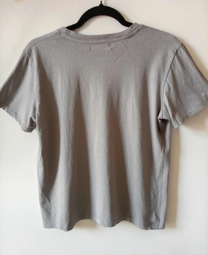 Camiseta gris basica Pull & Bear l comfy soft t shirt Talla L – Pull & Bear – taille L / 40 / 12 3
