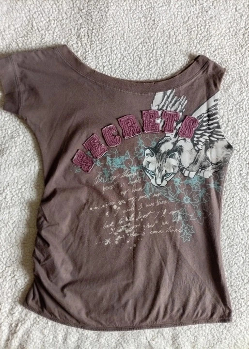 Camiseta Colcci Y2K graphic top t shirt brown cat cyber grunge fairycore S M