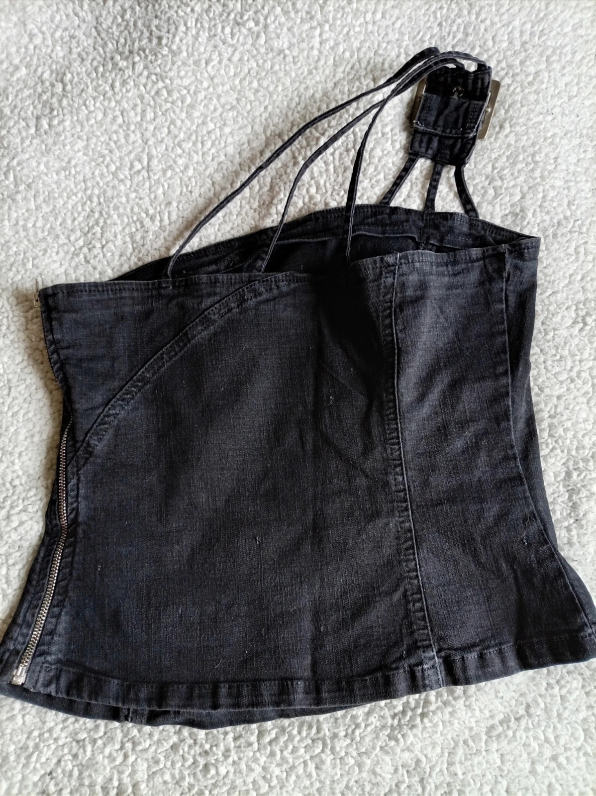 Top denim asimetrico hebilla Y2K corsé ajustado Grunge Noir Size S – Bershka – taille S / 36 / 8 2