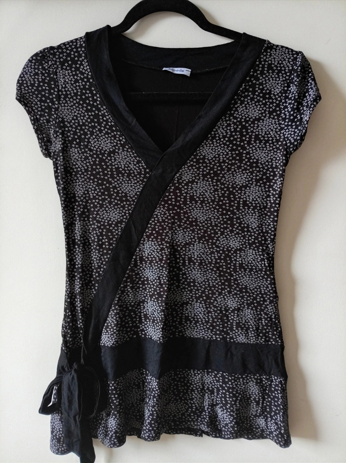 Top negro blanco cache coeur Pimkie floral Y2K vintage size S