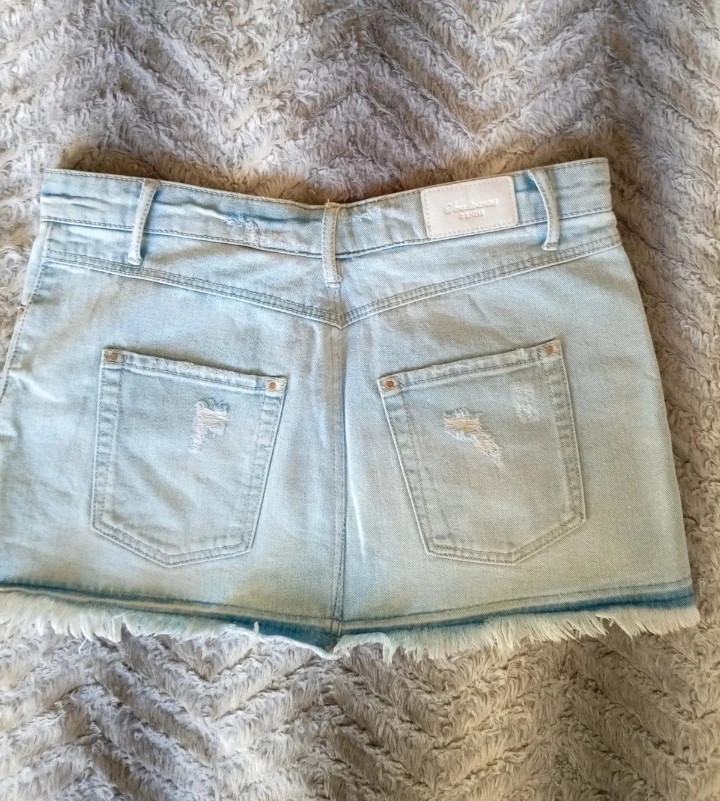 Falda vaquera denim miniskirt Stradivarius ripped destroyed M 38 – Stradivarius – taille M / 38 / 10 2