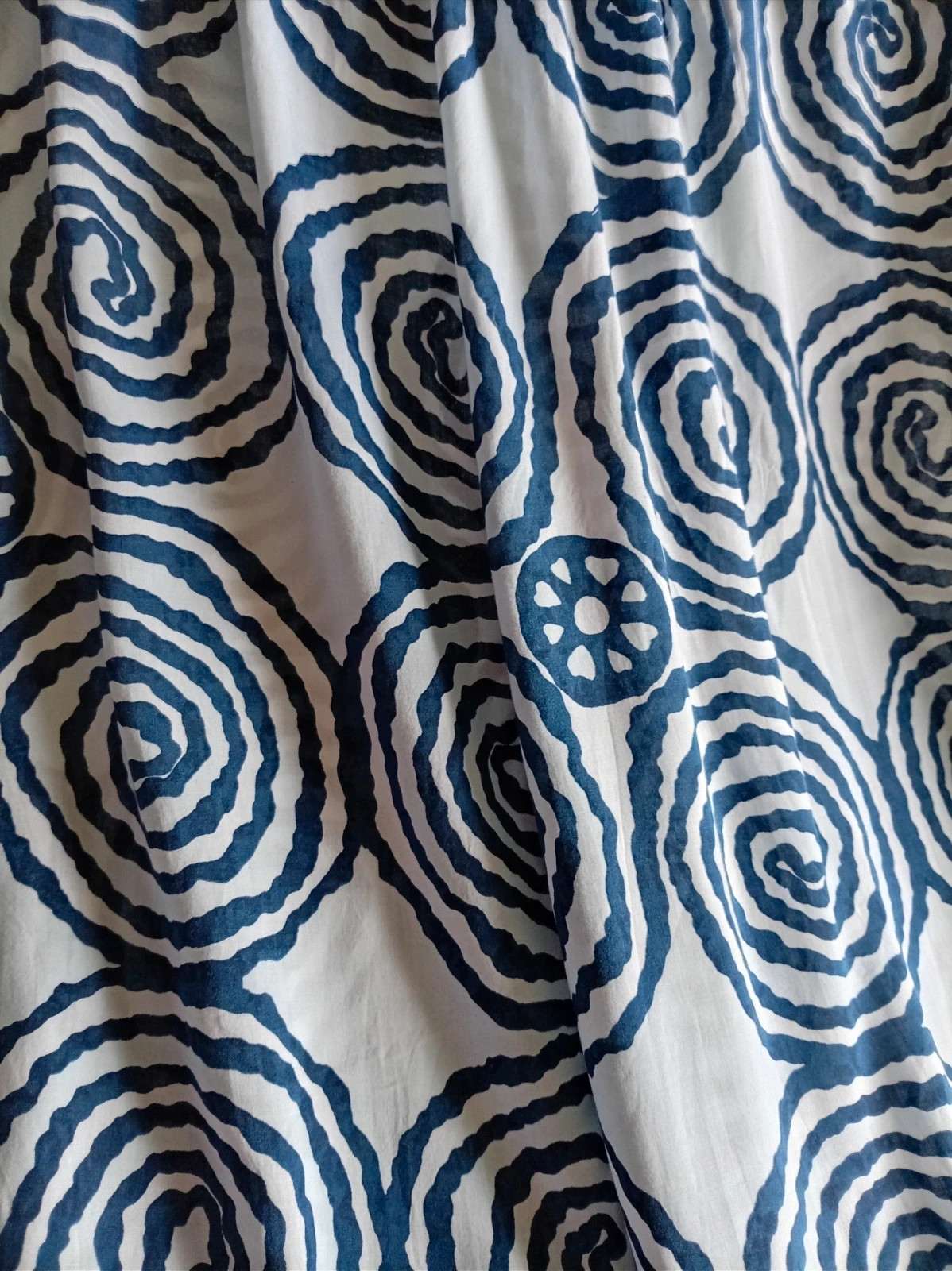 Pantalón bombacho harem estampado espirales azul blanco viscosa hecho en italia Talla Única – M-Made in Italy – taille Taille unique 4