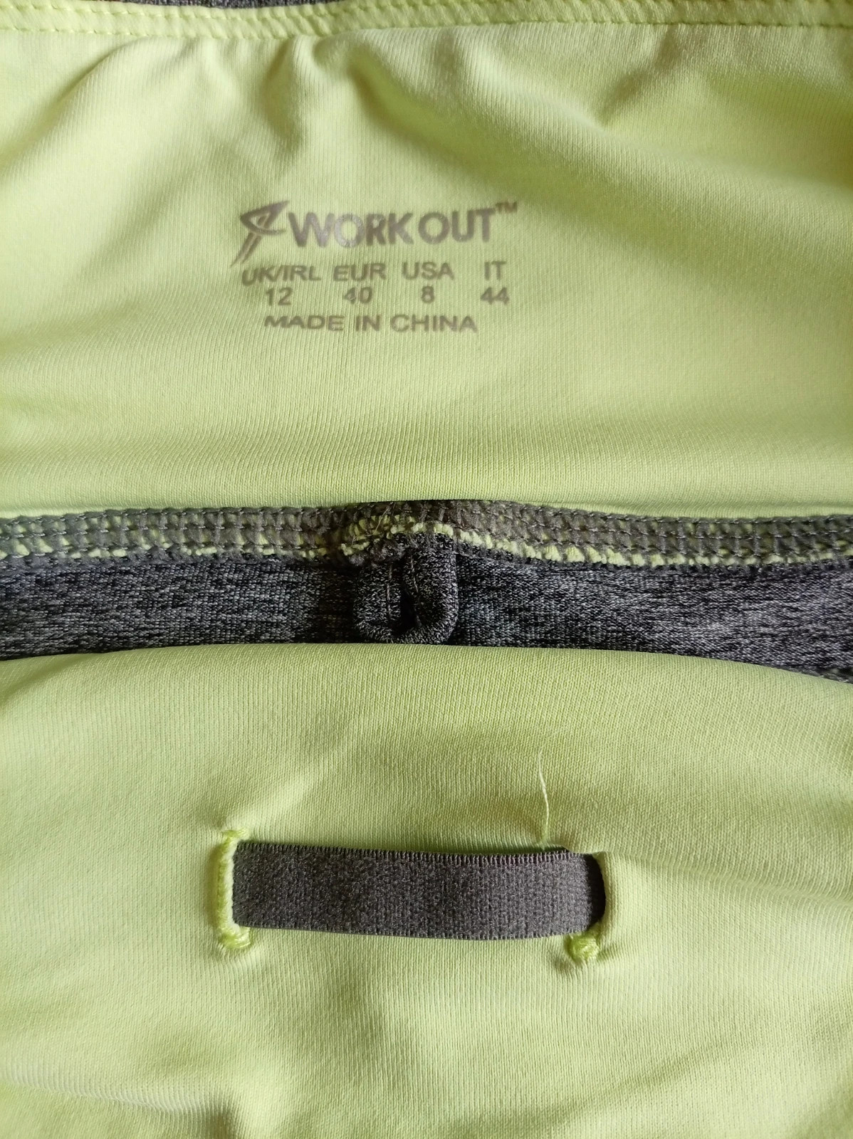 Leggings workout running gris verde fluor suave menta talla L 40 – Workout – taille L / 40 / 12 2