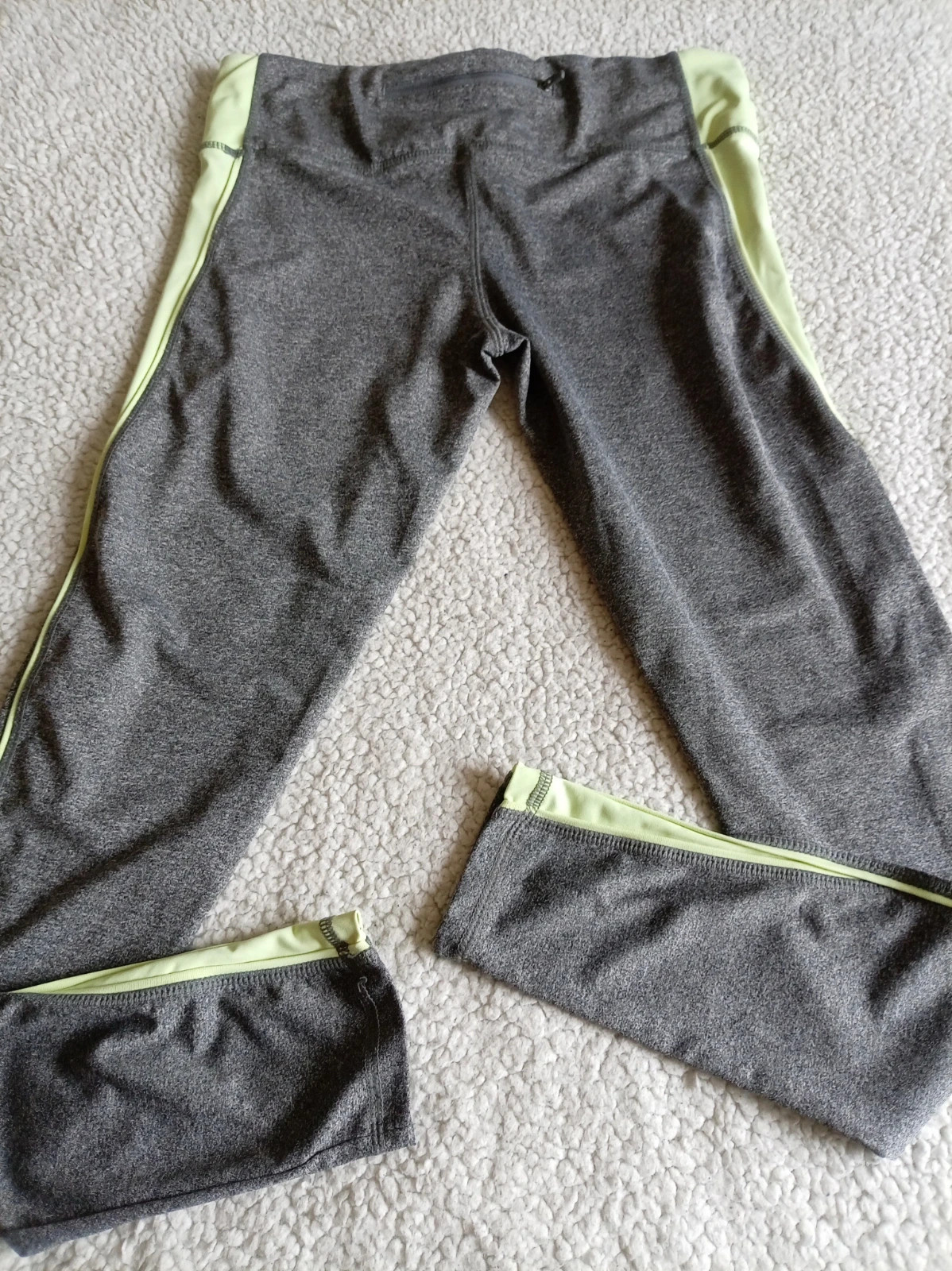 Leggings workout running gris verde fluor suave menta talla L 40 – Workout – taille L / 40 / 12 3