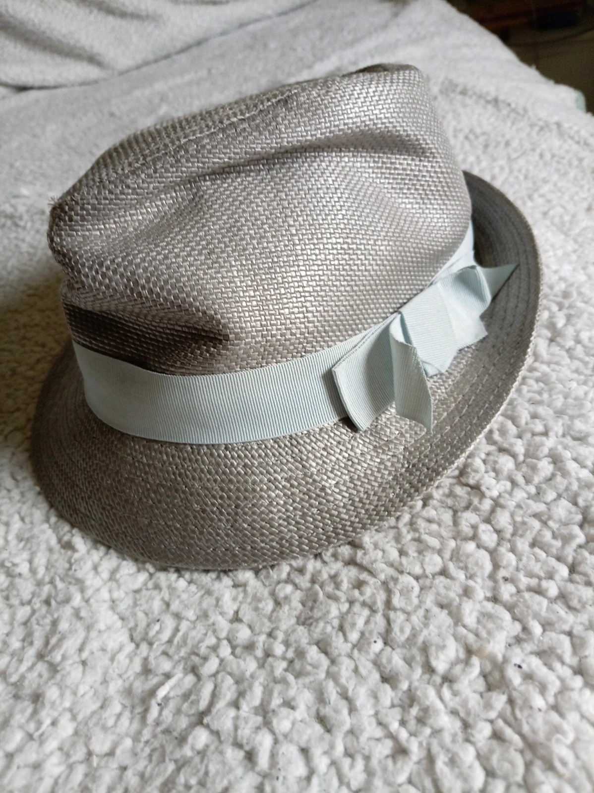 Sombrero fedora Bershka gris e interior salmon Talla M – Bershka – taille M 2
