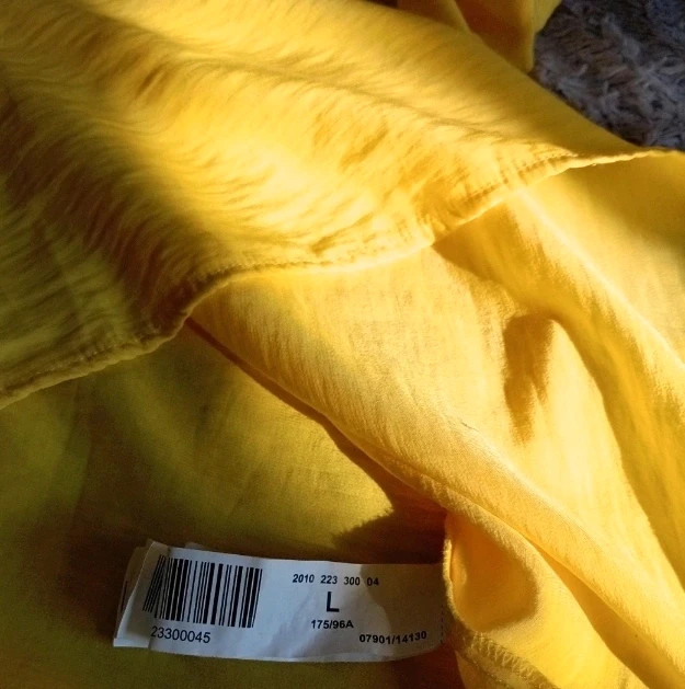 Stradivarius Yellow Blouse top camiseta amarilla talla M L excellent condition – Stradivarius – taille L / 40 / 12 5