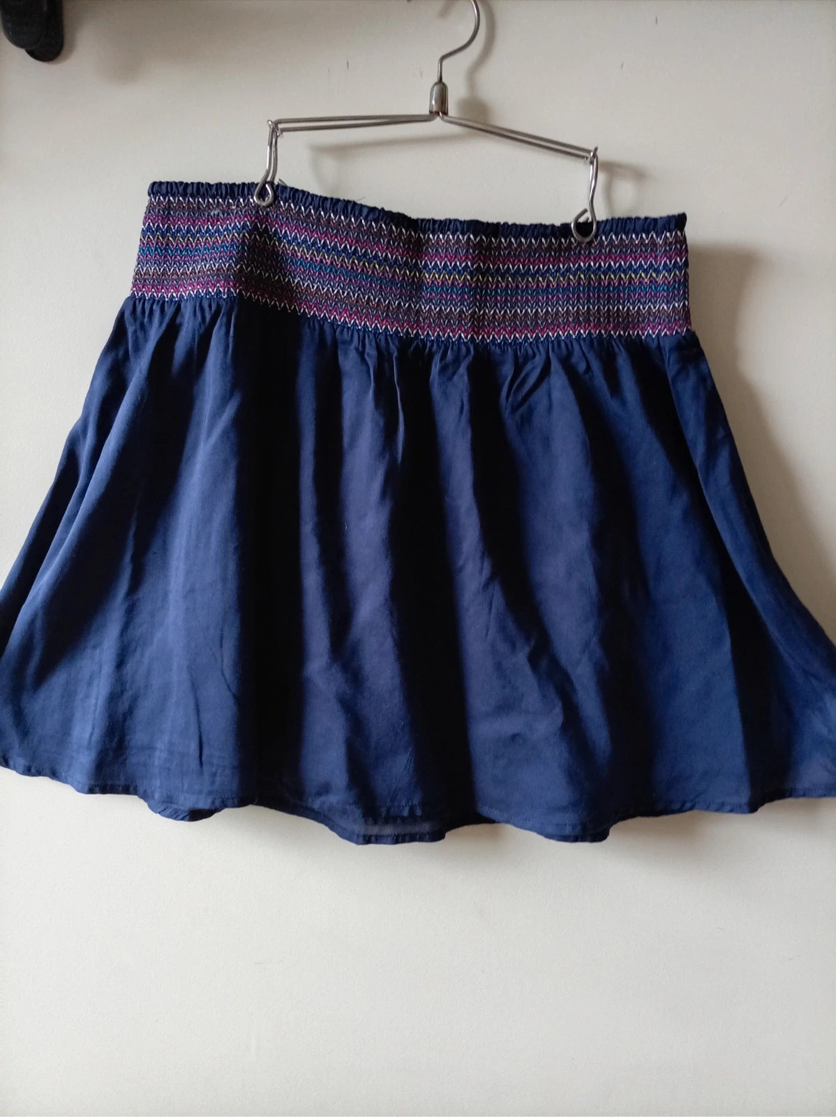 Fórmula Joven Mini Skirt Falda corta Azul Marino Boho Chic Talla M / L – El Corte Inglés – taille L / 40 / 12 3