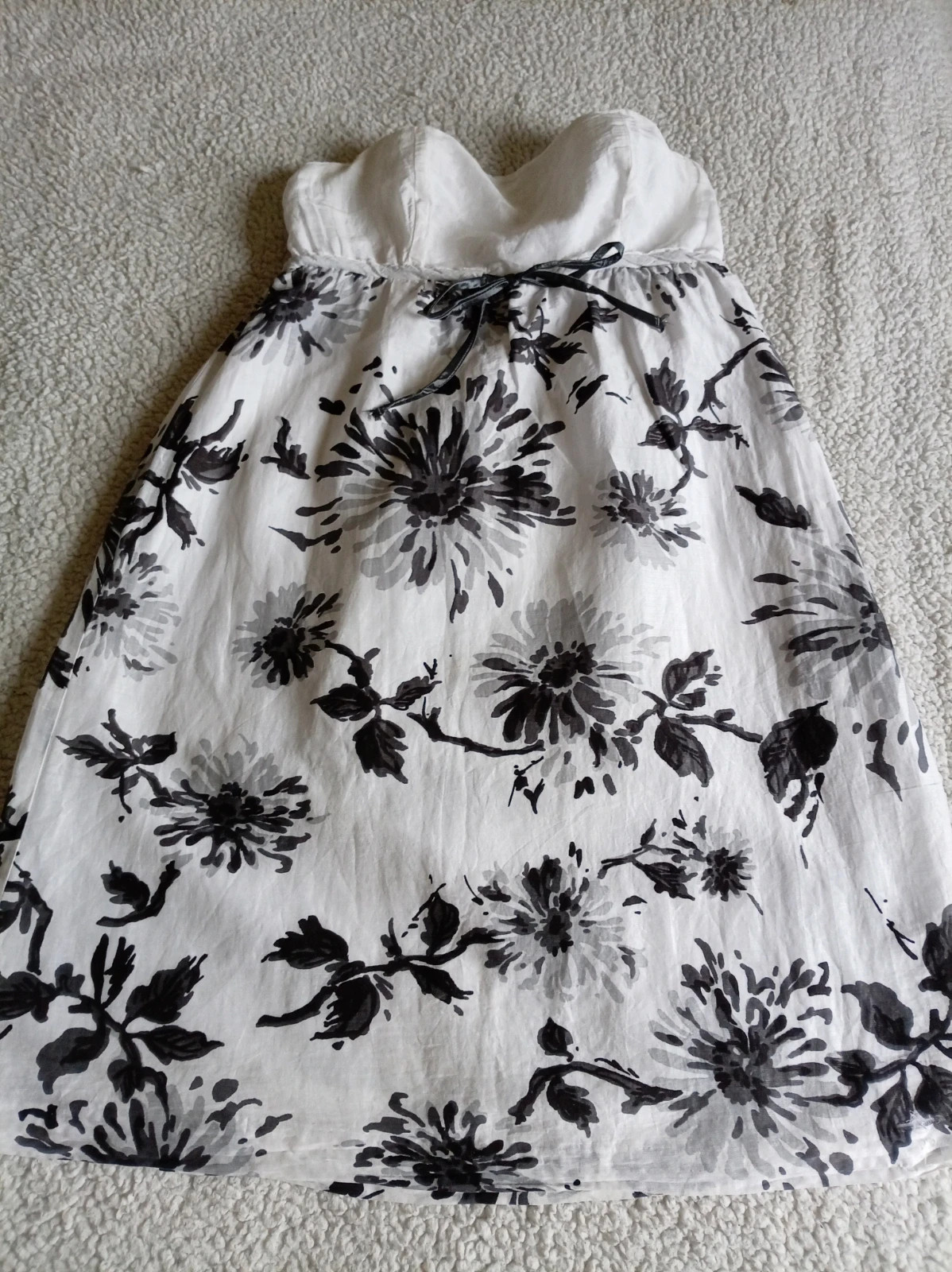 Benetton Vintage Floral Dress / Vestido Palabra de Honor talla M