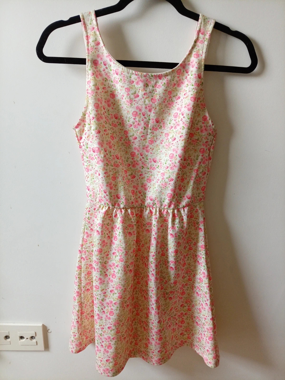 Vestido Flores Bershka Floral Dress (Open Back/Dos nu) – Bershka – taille M / 38 / 10 5