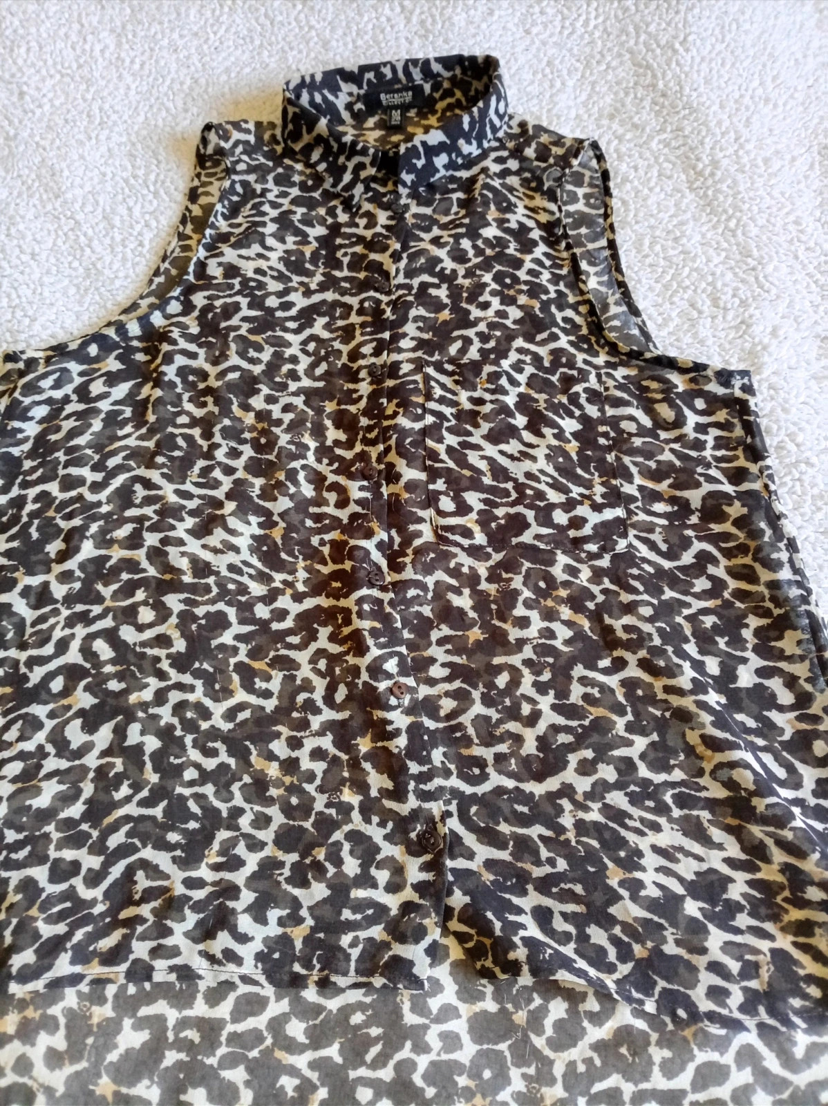 Bershka Camisa Leopard Print Sleeveless Animal Pattern Shirt M Muy buen estado – Bershka – taille M / 38 / 10 2