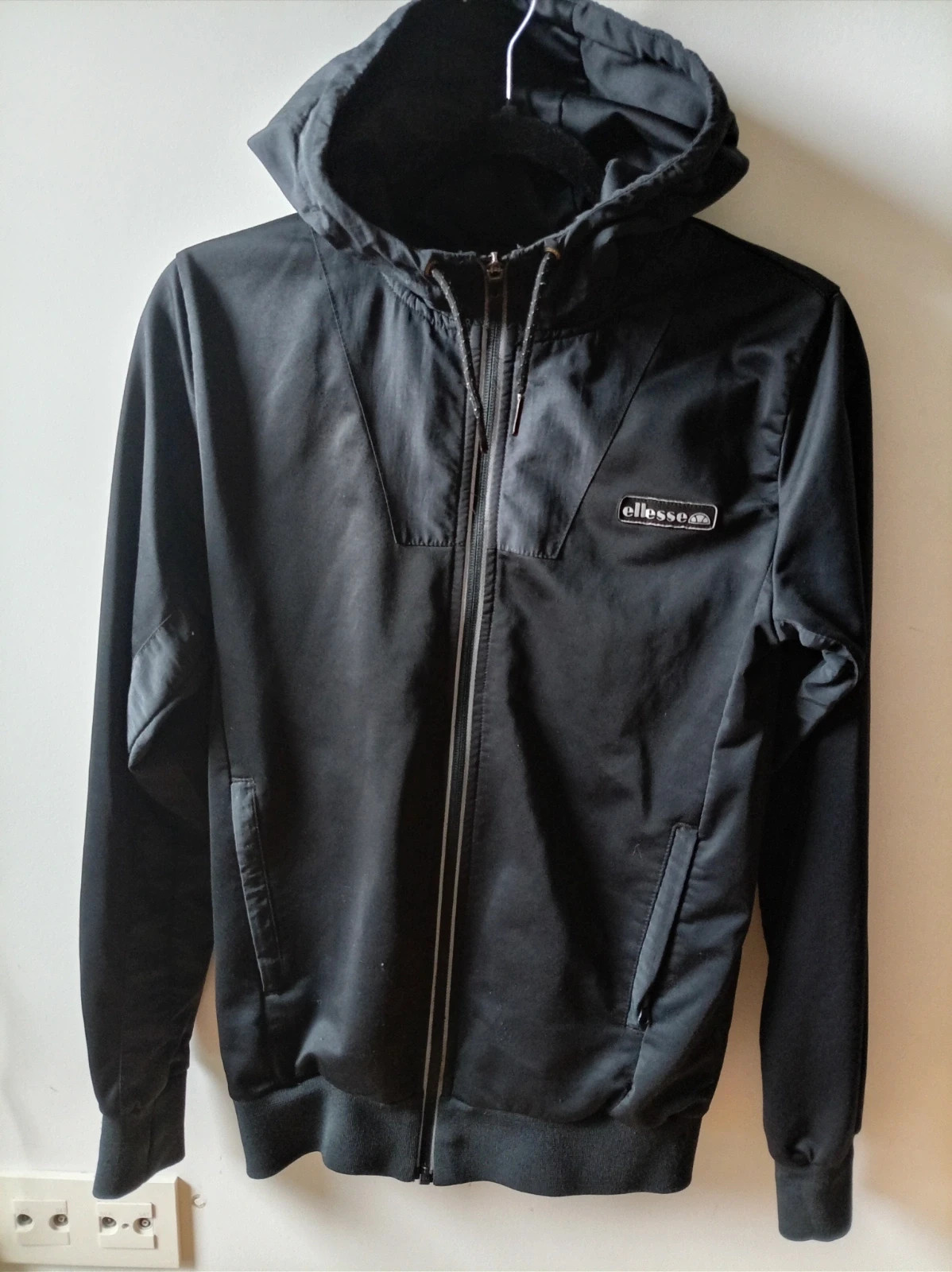 Chaqueta Ellesse Negra Unisex con Capucha (XS) – Ellesse – taille XS 2