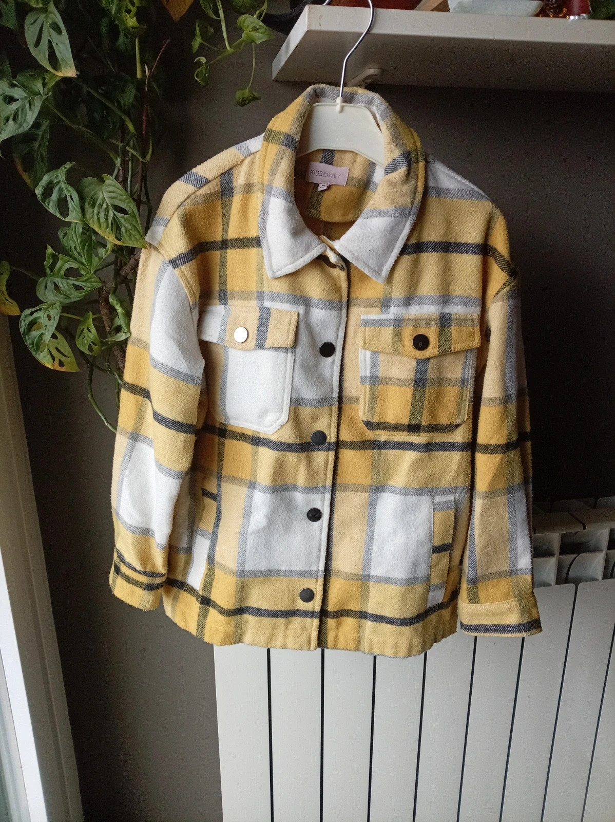Sobrecamisa a cuadros amarilla / Surchemise à carreaux jaune 140 – ONLY – taille 10 ans / 140 cm 2