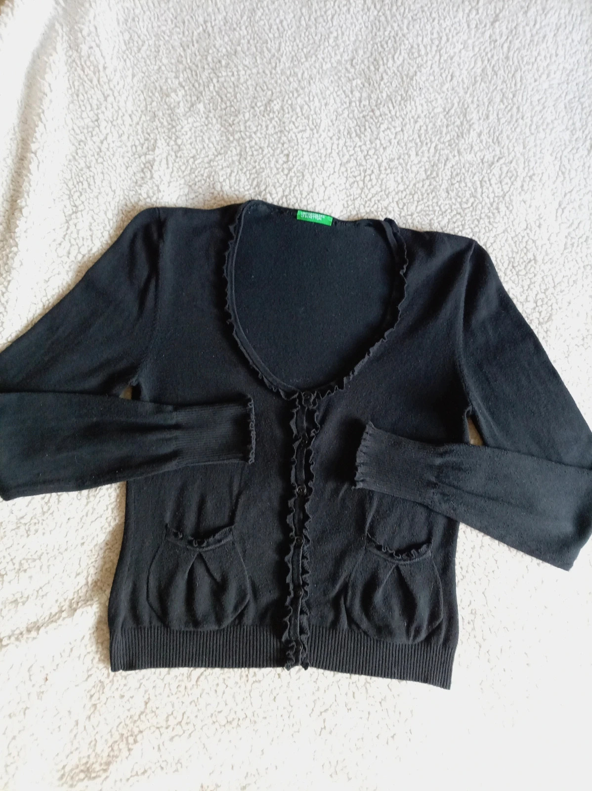 Cárdigan negro de United Colors of Benetton con volantes - Talla S/M – United Colors of Benetton – taille S / 36 / 8 2