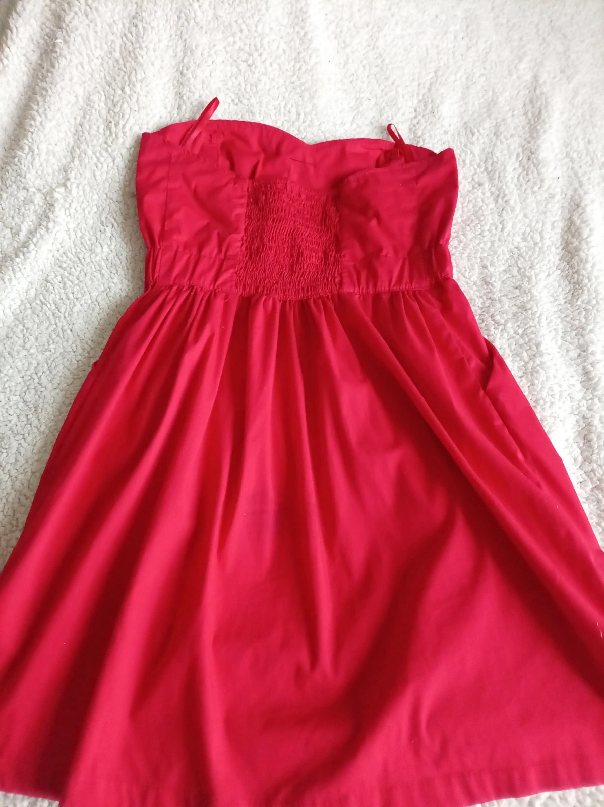 Vestido rojo palabra de honor con lazo - Bershka - Talla L – Bershka – taille L / 40 / 12 5
