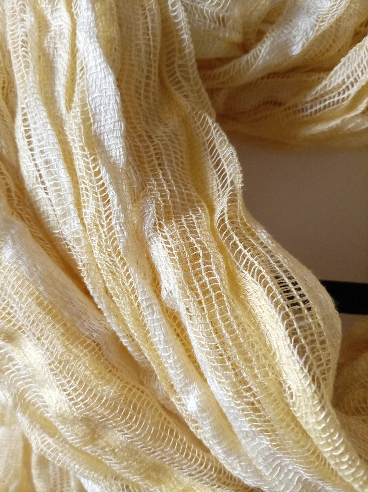 Pashmina Amarilla Pastel - 100% Viscosa - Muy Suave – designo 3