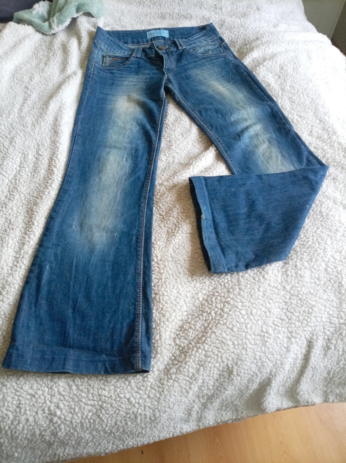 Vaqueros Pull&Bear Campana Talla M 38 - Estilo Y2K – Pull & Bear – taille M / 38 / 10 2