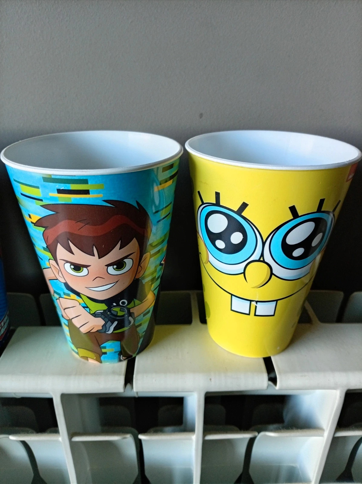 4 vasos plástico super heroes – Varios 4