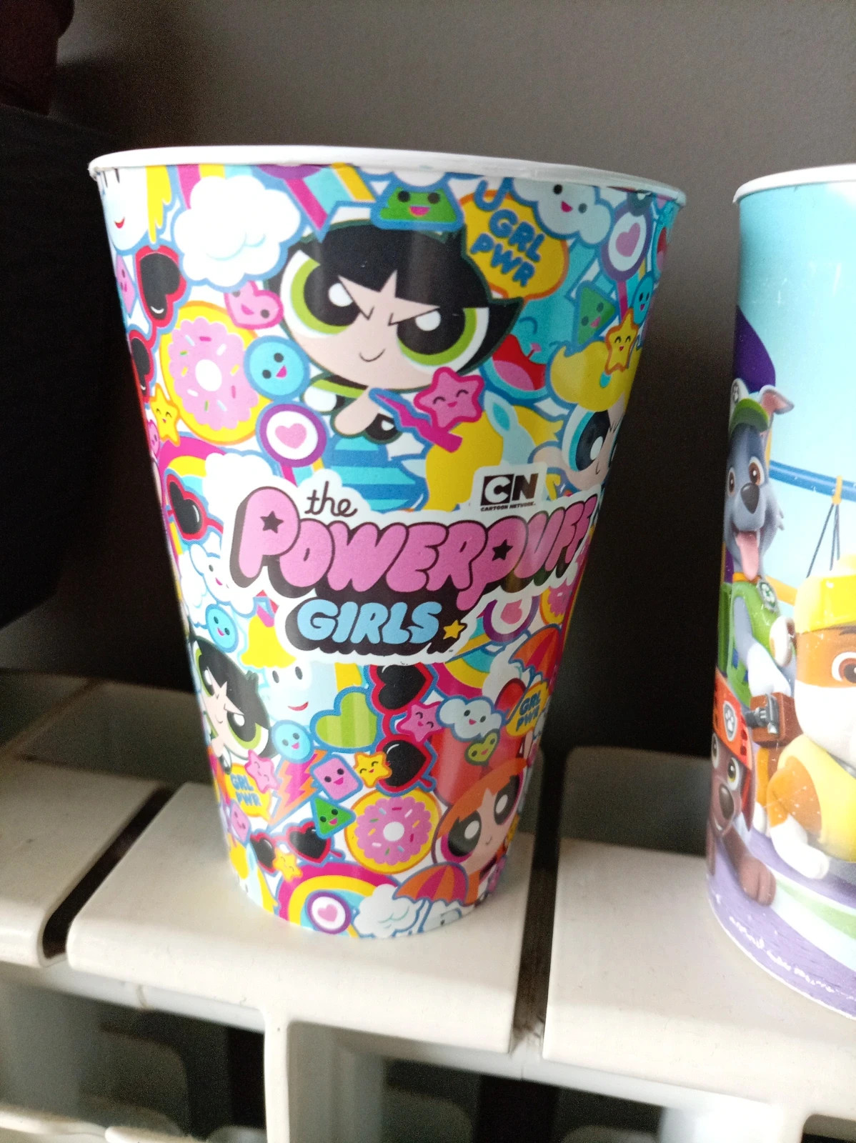 4 vasos plástico con motivos infantiles – Fosters 2