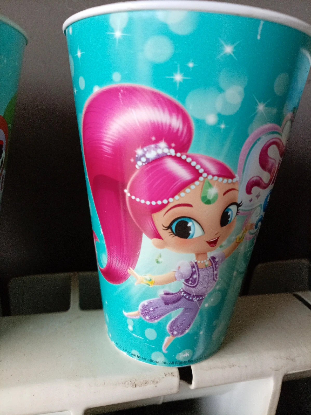 4 vasos plástico con motivos infantiles – Fosters 4