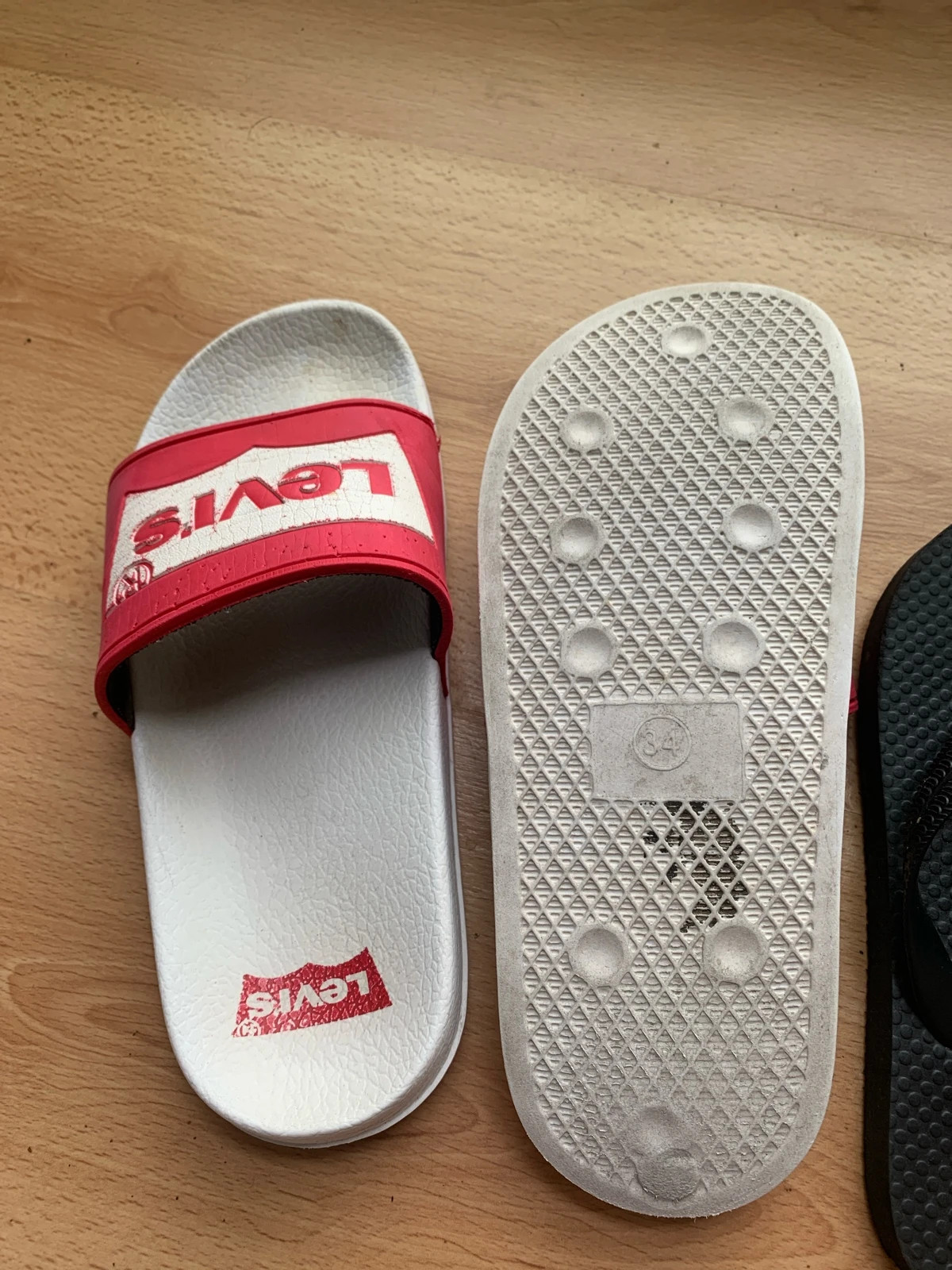 Sandalias Levis y Havainas – Levi's – taille 34 2