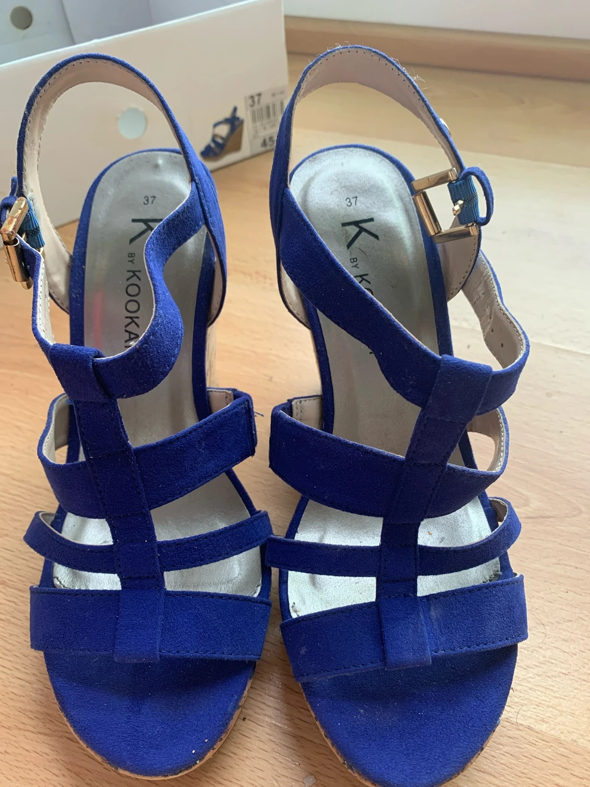 Cuña azul eléctrico N37