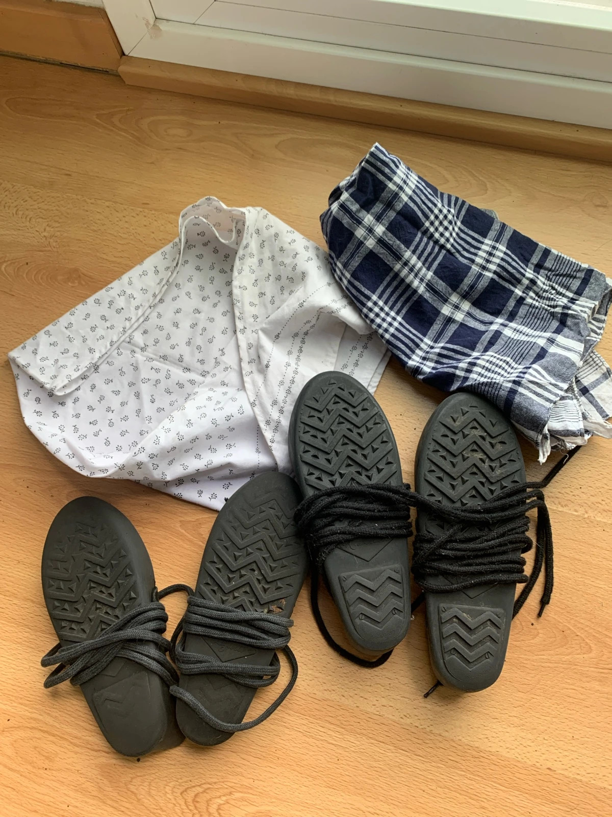Alpargatas negras + pañuelos – taille Taille unique 2