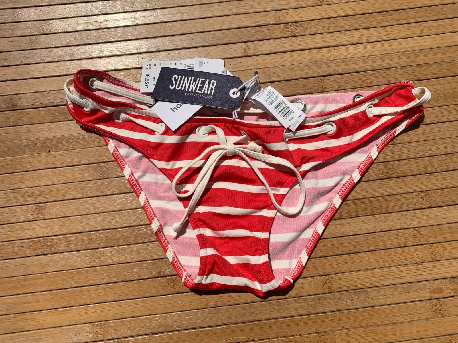 Braga bikini woman secret