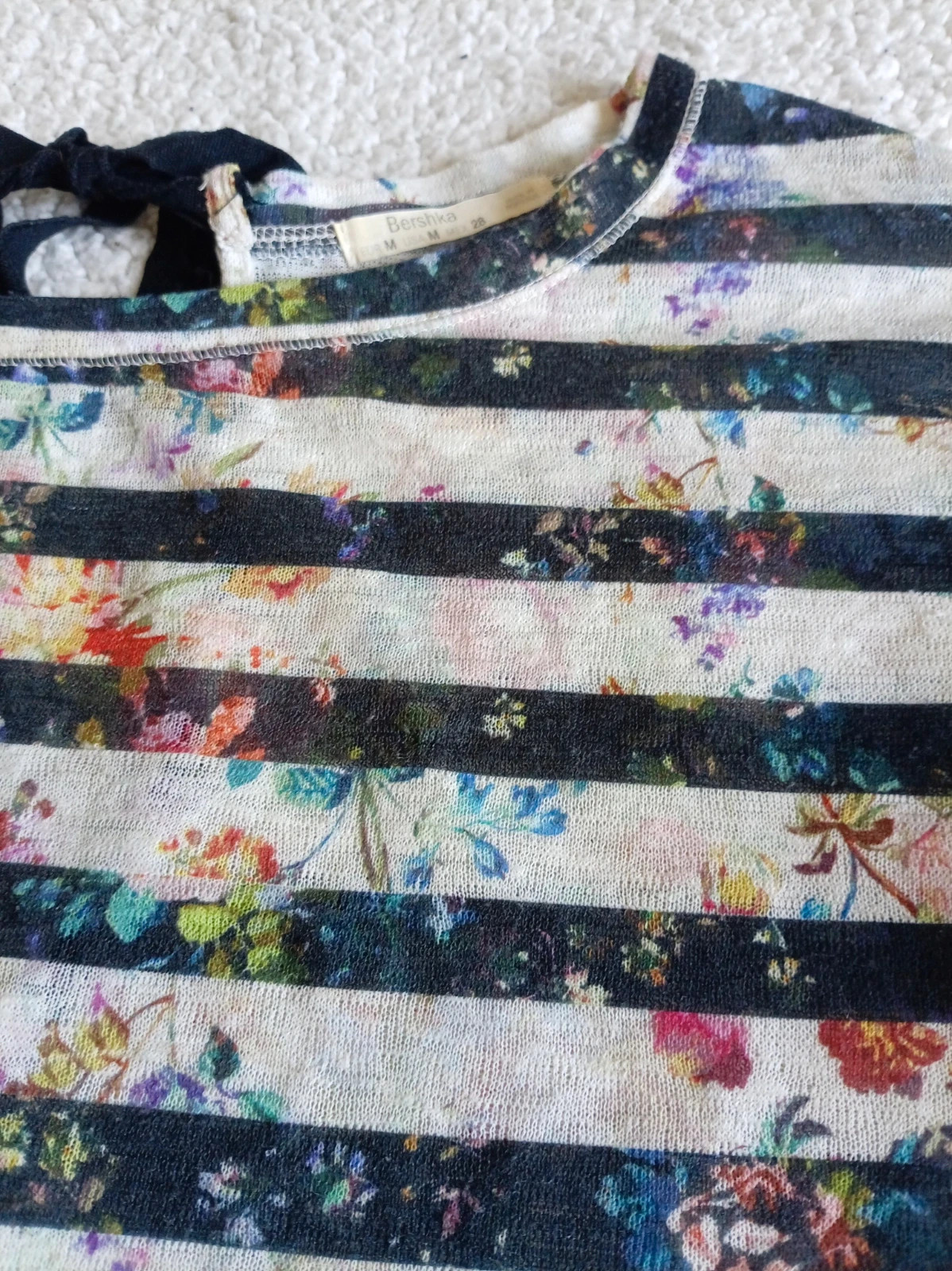 Camiseta Rayas Flores Bershka Striped Floral Top Talla M – Bershka – taille M / 38 / 10 3