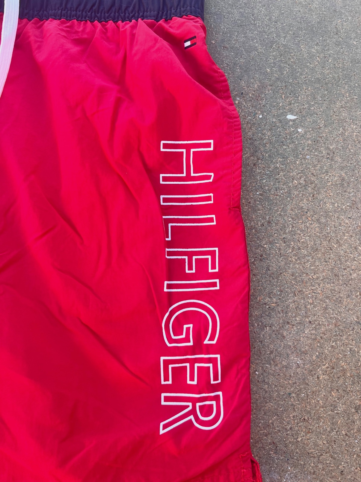 Short de bain rouge Tommy Hilfiger Taille s  – Tommy Hilfiger – taille Taille unique 2