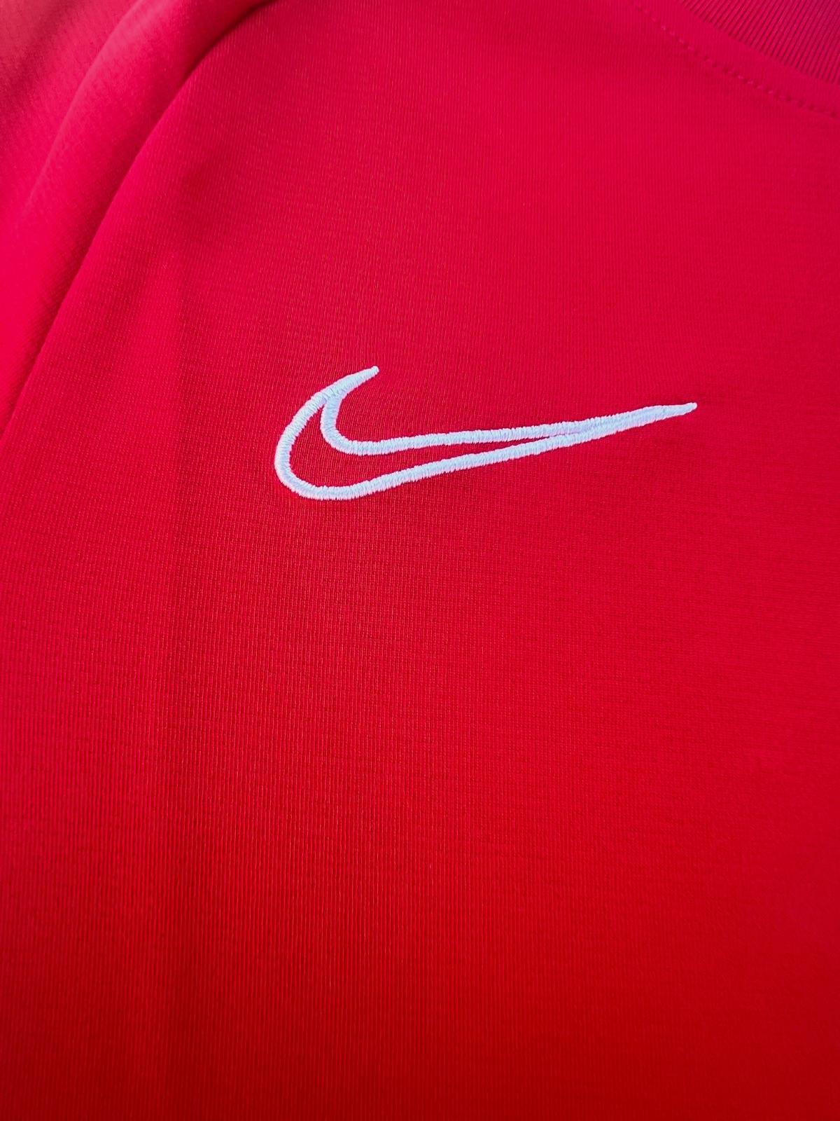 T-shirt de sport Nike rouge – Nike – taille S 4