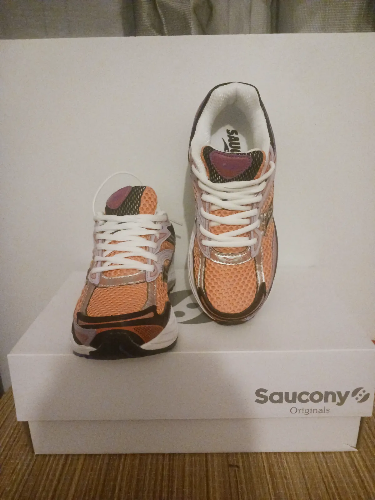 Vends saucony mixte neuf – Saucony – taille EU 38 2