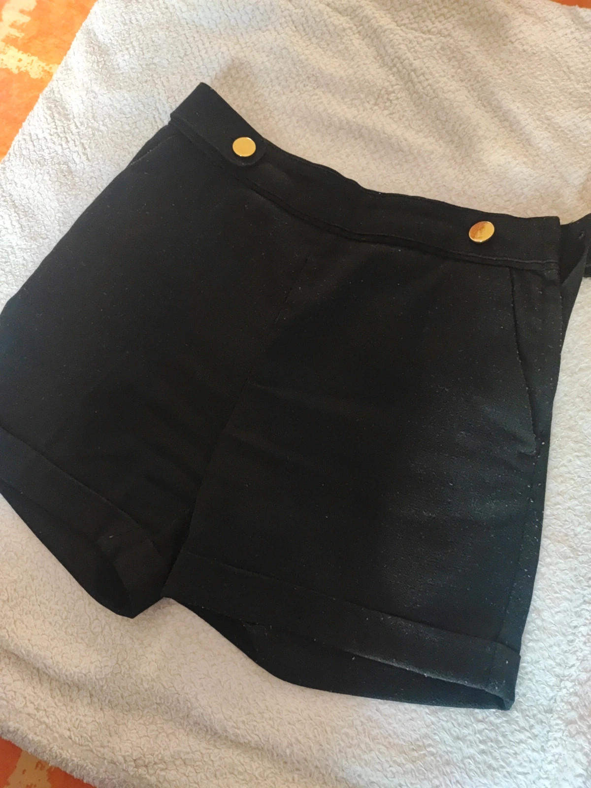 Short negro H&M – H&M – taille XS / 34 / 6 2