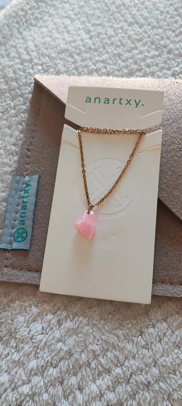 Collar sencillo con colgante de corazón – Anartxy 2