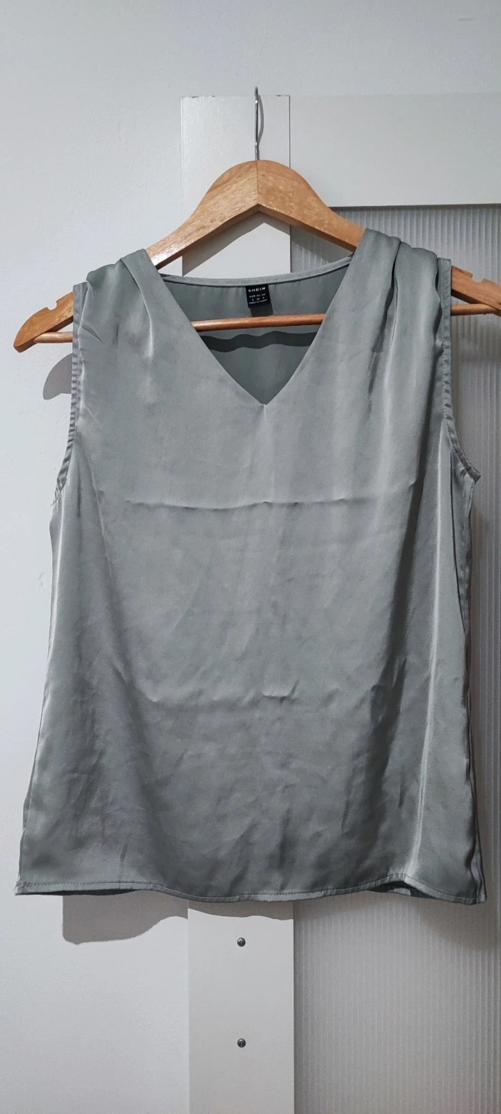 Blusa fresquita sin mangas cuello v – Shein – taille S / 36 / 8 2