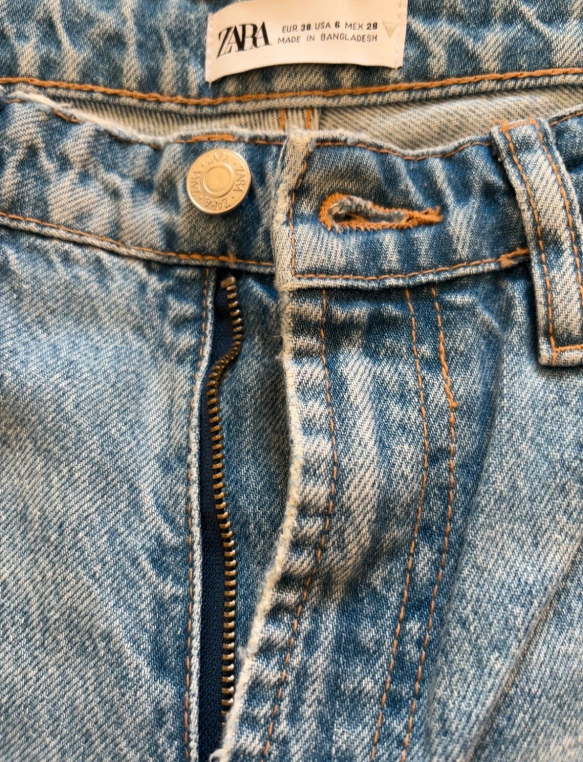 Jean droit taille haute – Zara – taille M / 38 / 10 4
