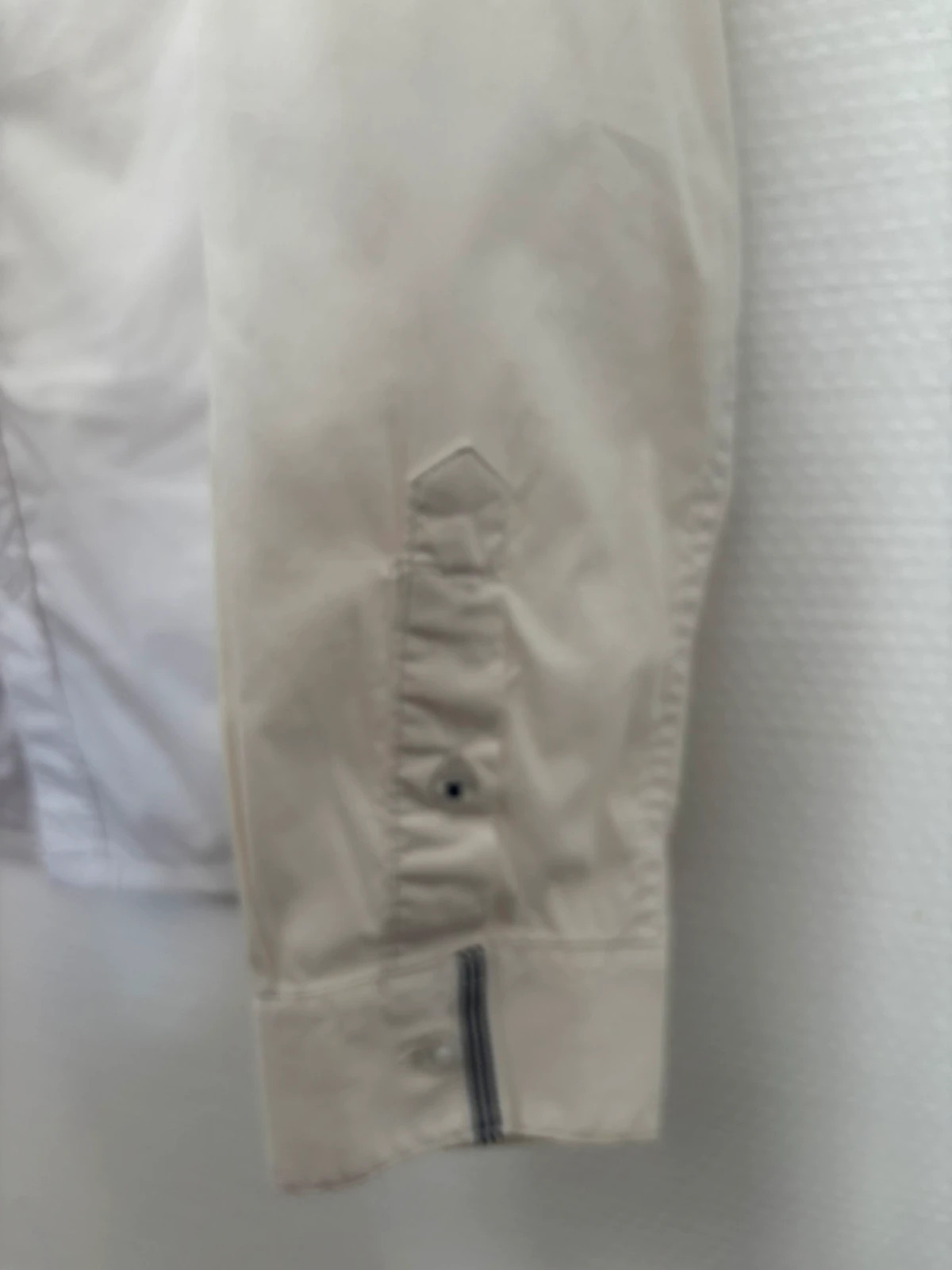 Chemise slim manches longues – GUESS – taille M 4