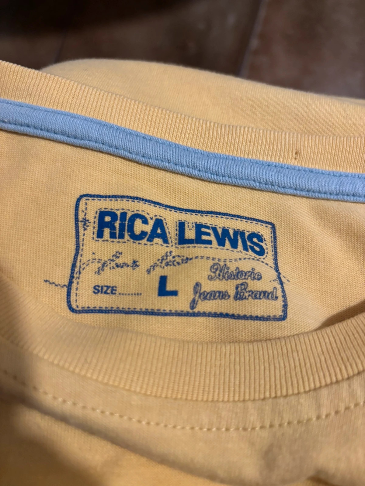 T-shirt Rica Lewis jaune style vintage – Rica Lewis – taille L 3