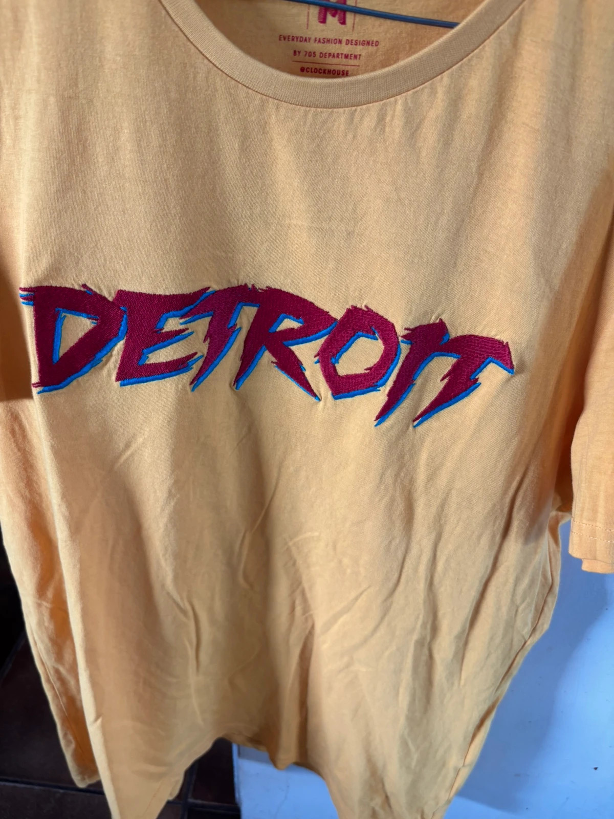 T-shirt jaune brodé Detroit – Clockhouse – taille M 2