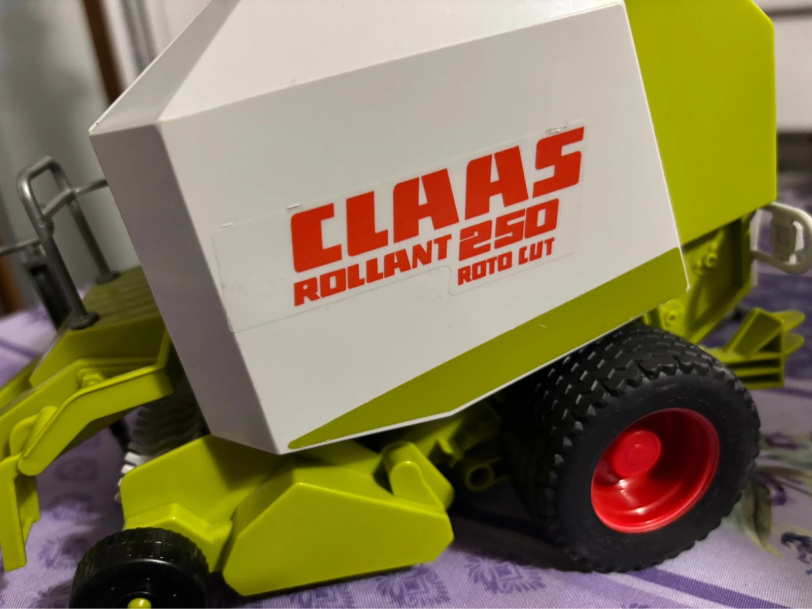 Grosse presse à balles CLAAS – Bruder – taille 5 ans / 110 cm 3