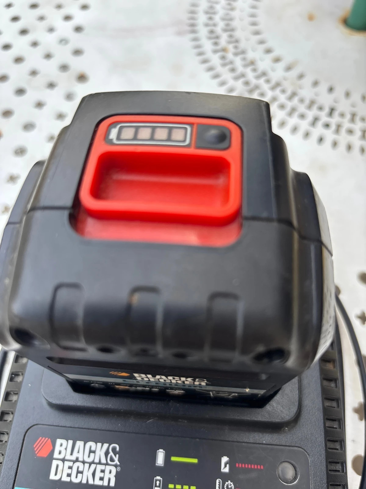 Batterie + chargeur Black & Decker 36V – Black & Decker 3