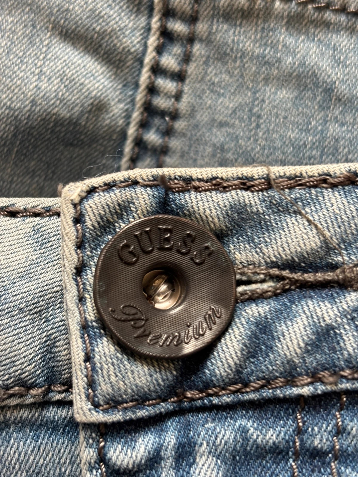 Jupe en jean Guess à sequins – GUESS – taille S / 36 / 8 4