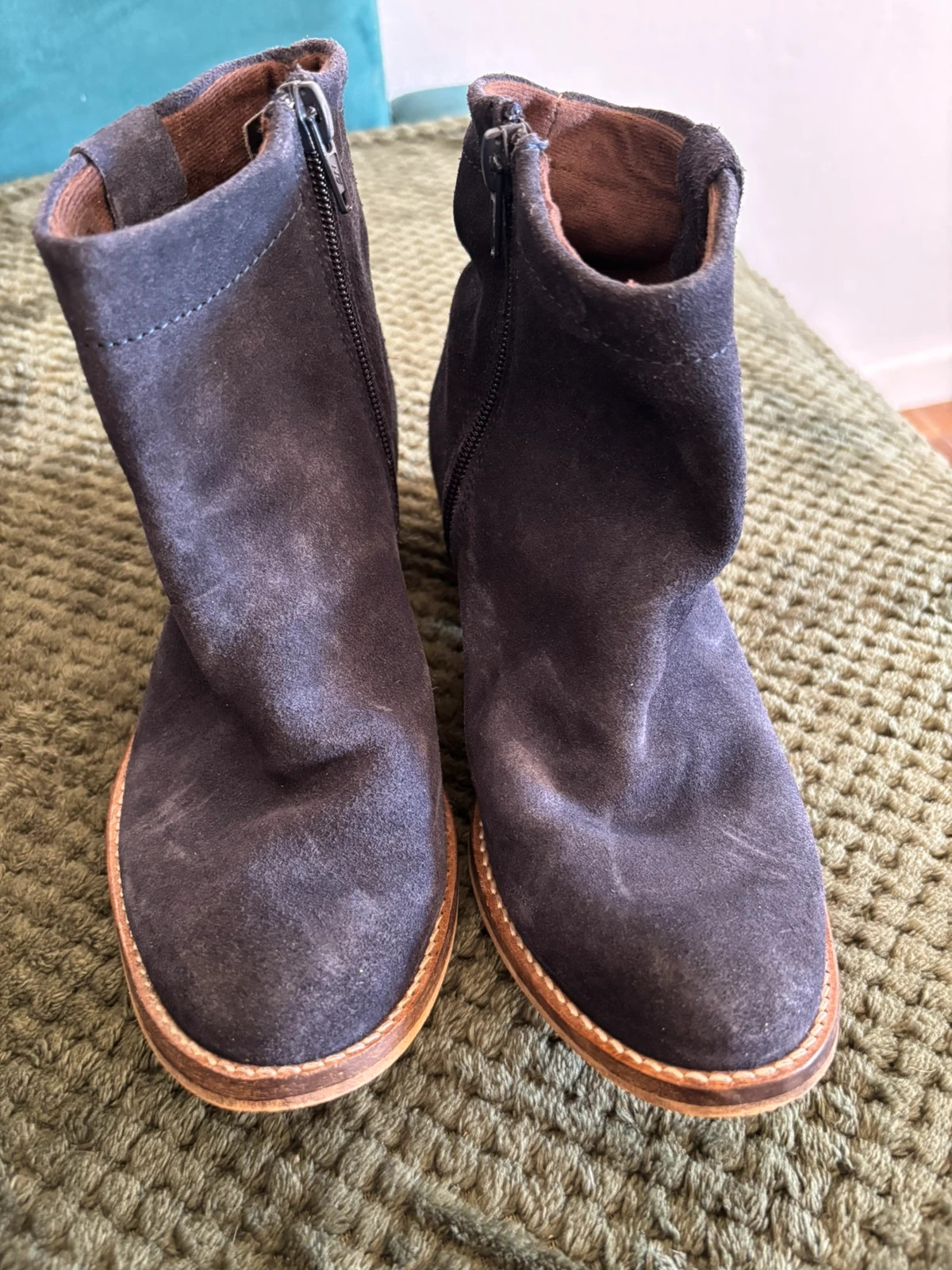 Bottines bleu marine étoile dorée – BT London – taille 37 2