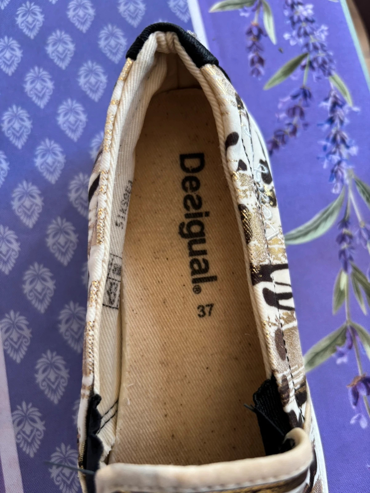 Baskets slip-on imprimées dorées – Desigual – taille 37 5