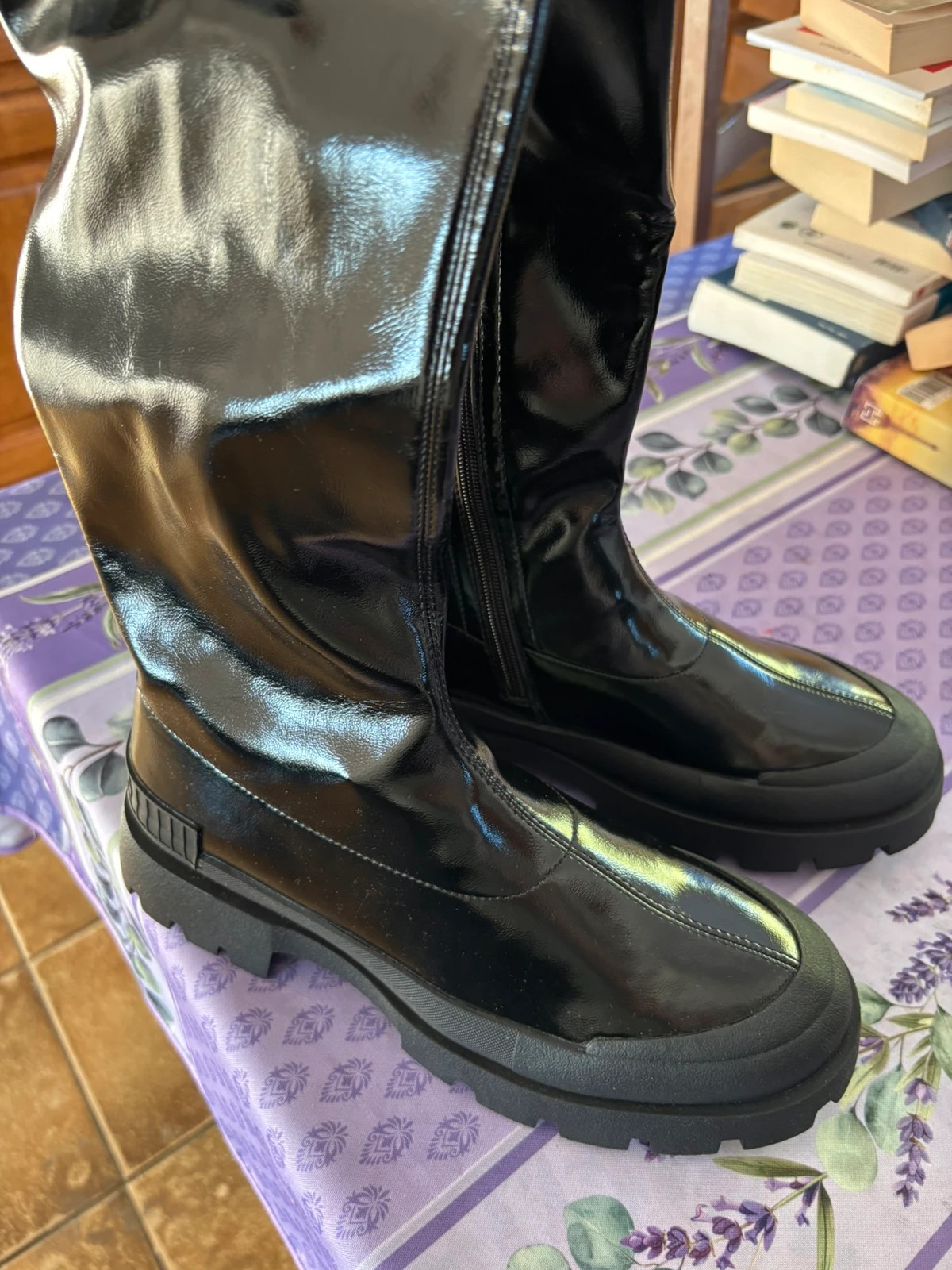 Bottes hautes vernies noires – Merry Scott – taille 40 2