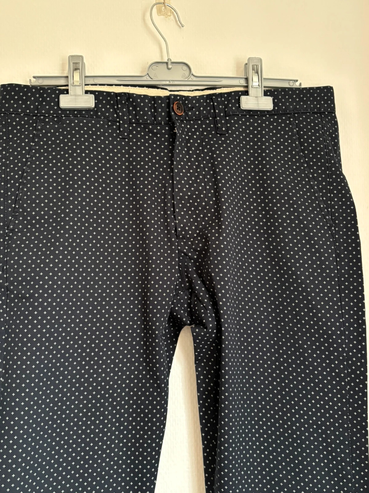 Pantalon chino bleu marine à micro-motifs – Selected Homme – taille W34 | FR 44 2