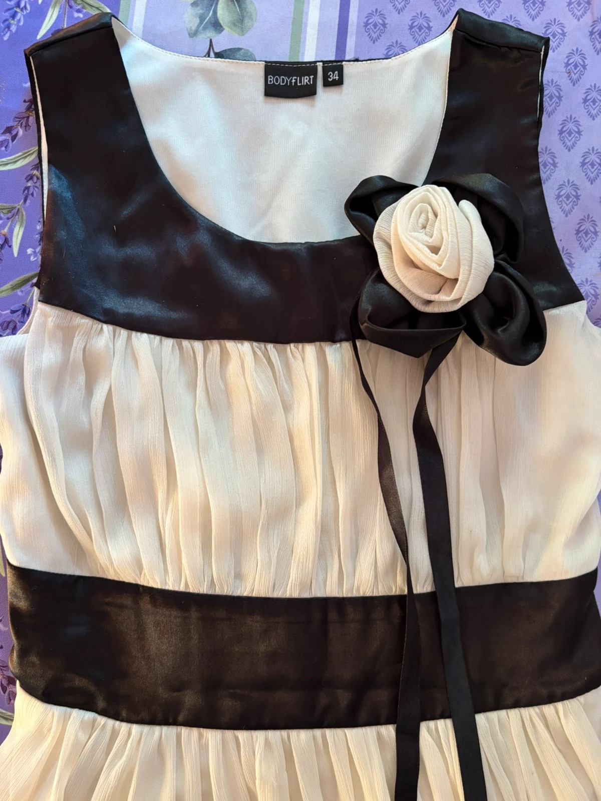 Robe de cérémonie – Bodyflirt – taille XS / 34 / 6 2