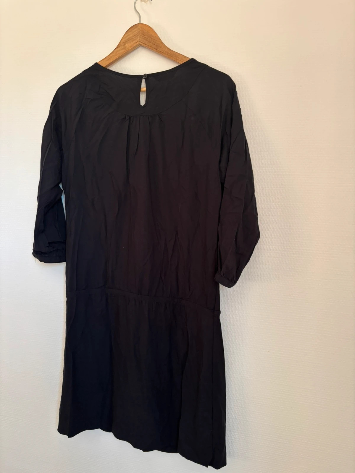 Robe noire brodée – Promod – taille M / 38 / 10 3